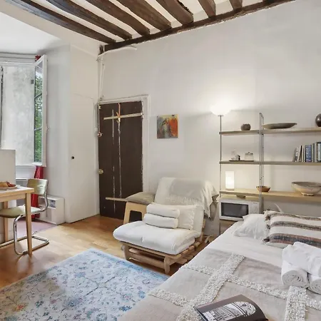 La Seine & Rivoli - Vacation Apartament Paryż